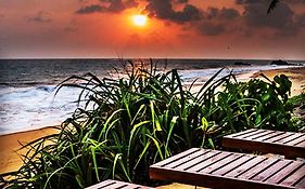 Randiya Beach Villa